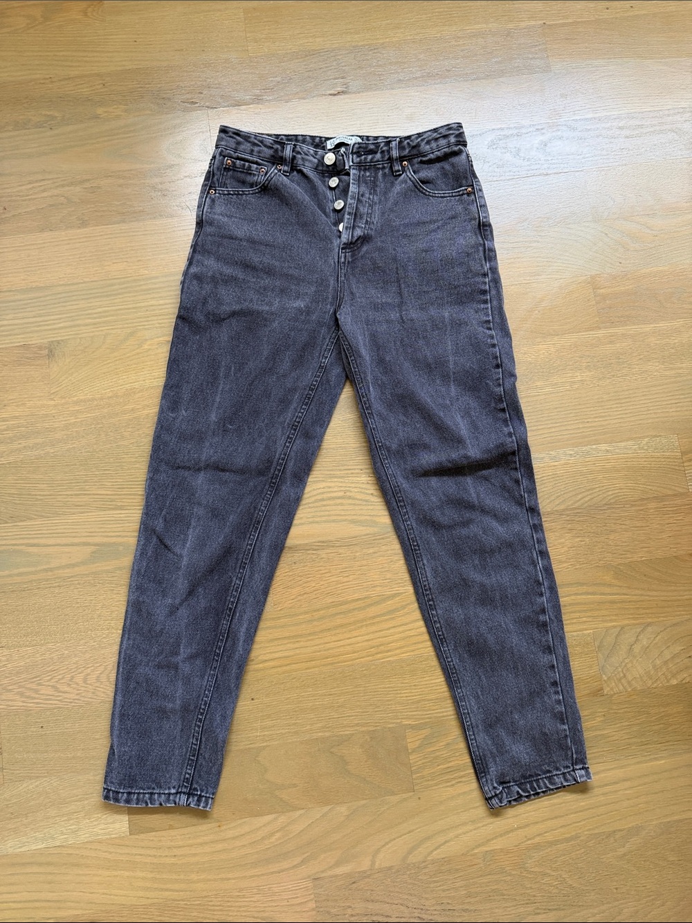 Pull&Bear High-Rise Charcoal Button-Fly Jeans